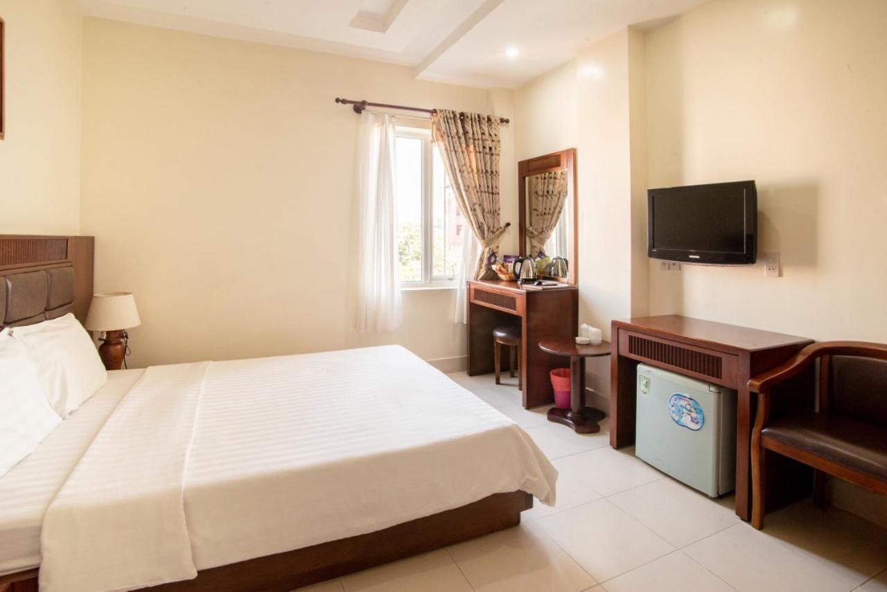 Binh Hung Hotel Хошимин Екстериор снимка