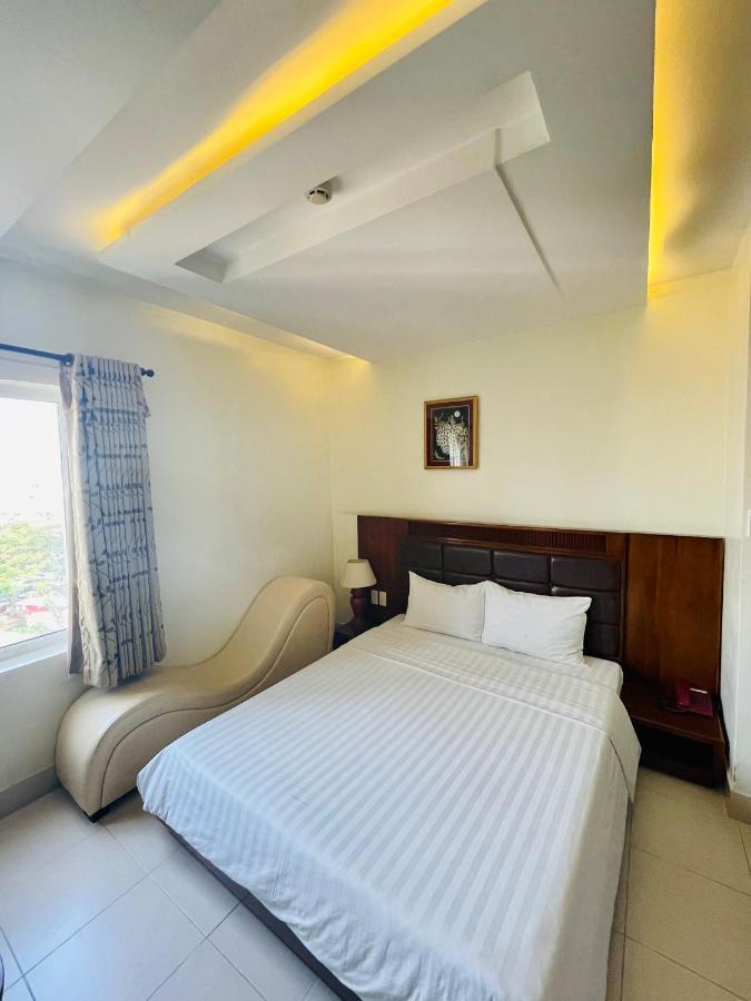 Binh Hung Hotel Хошимин Екстериор снимка