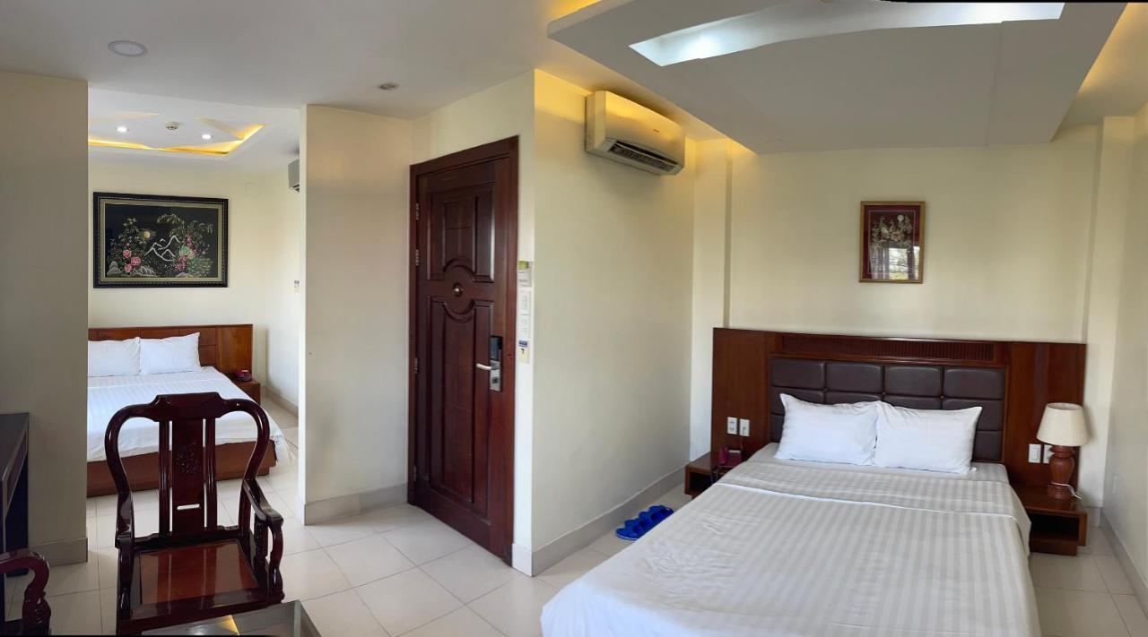 Binh Hung Hotel Хошимин Екстериор снимка